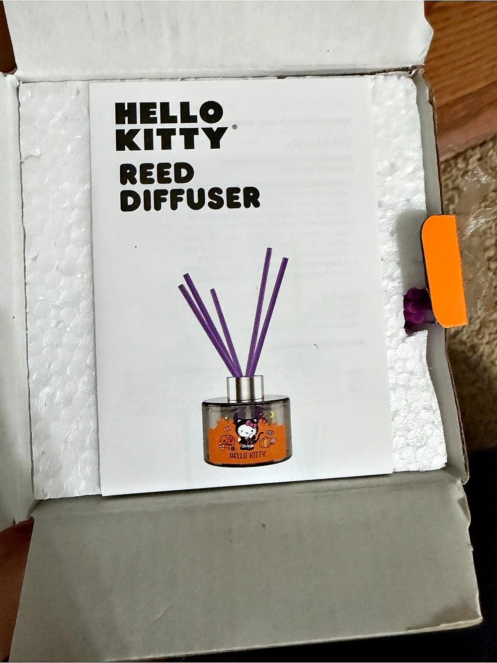 Hello Kitty Reed Diffuser Orange & Black - Picture 2 of 7